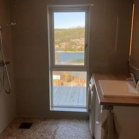 Semesterbostad Sommerhus I Vakre Asenfjord. Brygge, Turmuligheter